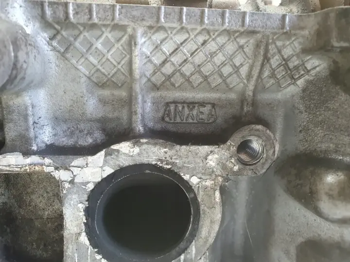 Ford C-Max 1.8 16V GŁOWICA CYLINDRÓW 1S7G-6090-AX