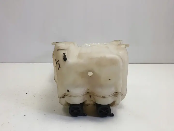 Suzuki Liana ZBIORNICZEK PŁYNU DO SPRYSKIWACZY