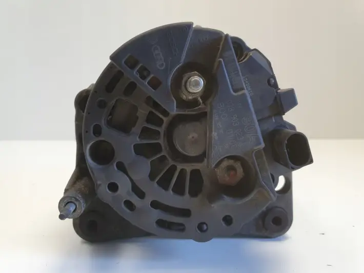 Audi A3 8L Golf IV Seat Leon 1.9 TDI ALTERNATOR 028903028E 90A