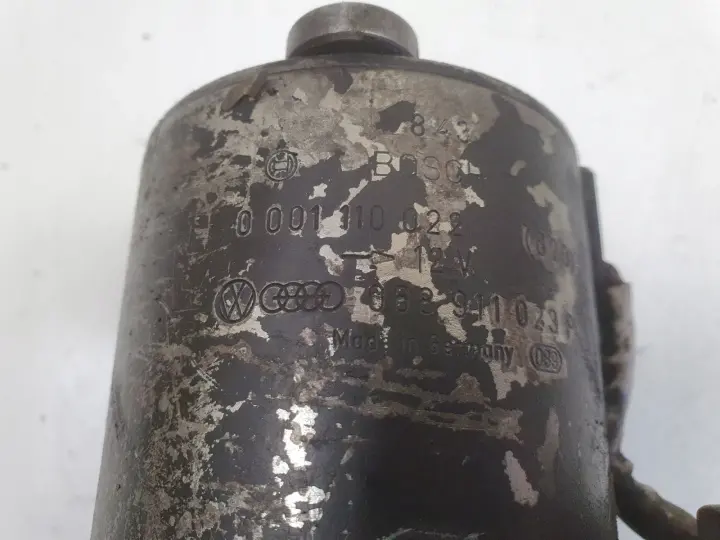 Audi 80 B4 1.9 TD ROZRUSZNIK 0001110022 bosch