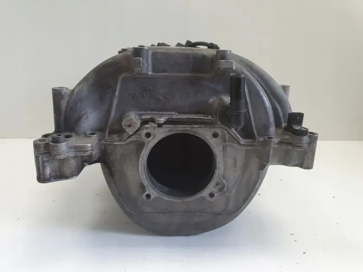 Mercedes W251 3.0 V6 KOLEKTOR SSĄCY A2721402401