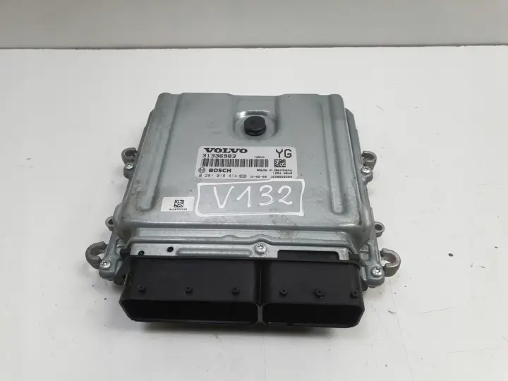 Volvo S60 II V40 II 2.0 D3 STEROWNIK SILNIKA komputer 31336983 0281018414