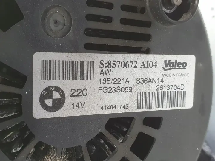 BMW F12 F13 3.0 D ALTERNATOR valeo 8570672 AL04 220A