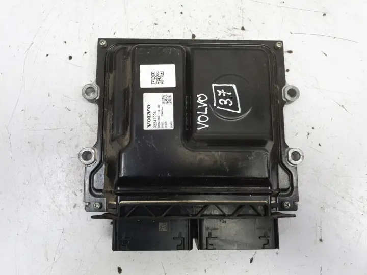 Volvo XC60 II 2.0 T6 STEROWNIK SILNIKA komputer 32242004