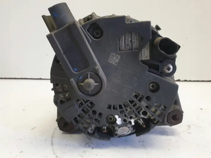 Jaguar XE 2.0 D ALTERNATOR 0125812018 180A oryg