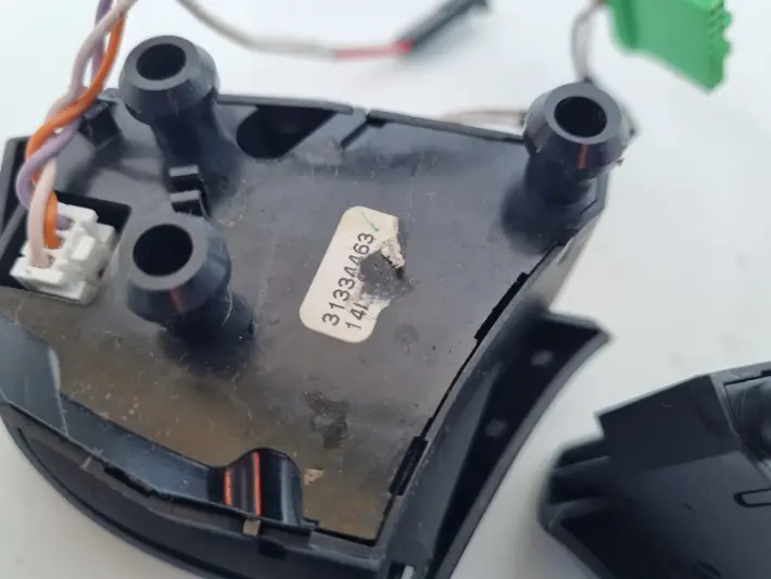 Volvo S60 II V60 I PRZEŁĄCZNIKI KIEROWNICY Panel 31334457 31332911