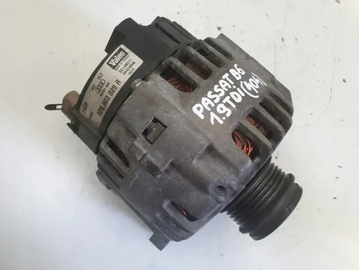 VW Passat B5 FL 1.9 TDI ALTERNATOR 028903029R valeo