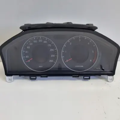 Volvo S80 II V70 III XC70 II 2.4 D5 LICZNIK ZEGARY Europa diesel 31270899AA