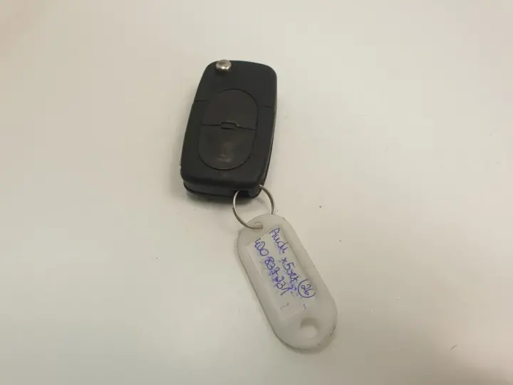 a665d853562498c333c11126d2ea180e