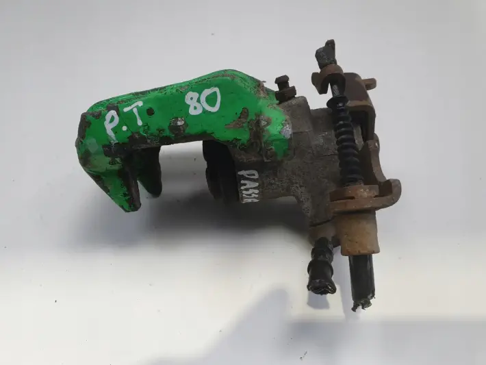 Vw Passat B5 Audi A4 B5 ZACISK HAMULCOWY Prawy tył pasażera