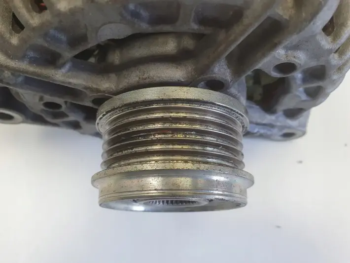 Opel Vectra C 1.9 CDTI ALTERNATOR bosch 0124425097