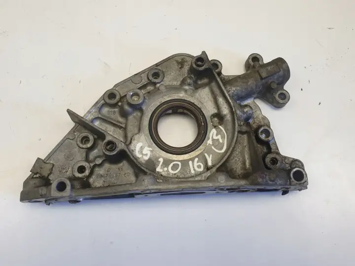 Citroen C5 2.0 16V POMPA OLEJU 9647898780