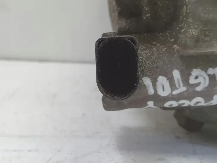 VW Polo V 1.6 TDI SPRĘŻARKA KLIMATYZACJI 5K0820803E