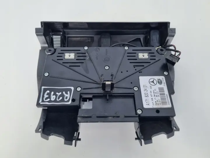 Mercedes SLK R171 LAMPKA OŚWIETLENIA KABINY Wnętrza A1718202401