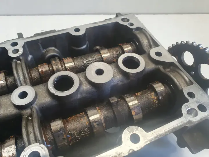 Fiat Doblo II 1.3 M-JET WAŁKI ROZRZĄDU Pokrywa zaworów 55209068