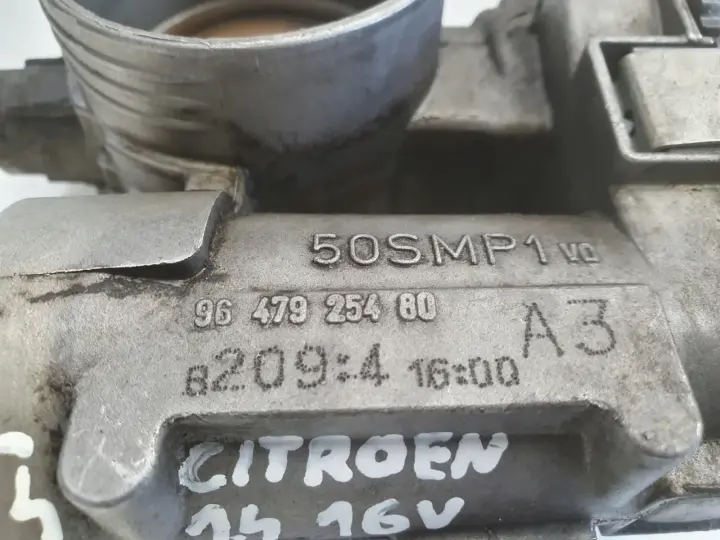 Citroen C4 1.4 16V PRZEPUSTNICA 9647925480