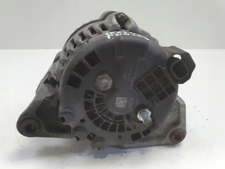 Opel Astra IV J 1.4 T turbo ALTERNATOR 13581885 100A