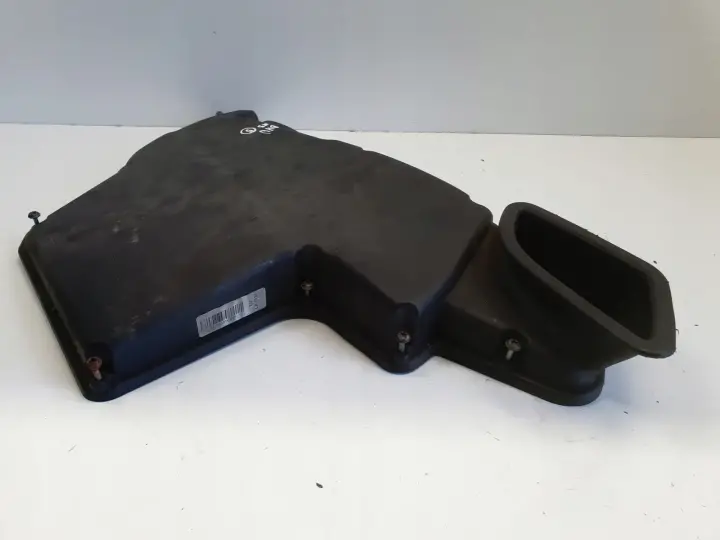 BMW E90 E92 M3 4.0 V8 OBUDOWA pokrywa dolot 70313143