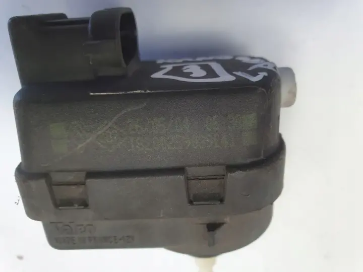 Renault Kangoo I 97-08r LEWY SILNICZEK LAMPY lewy przód kierowcy