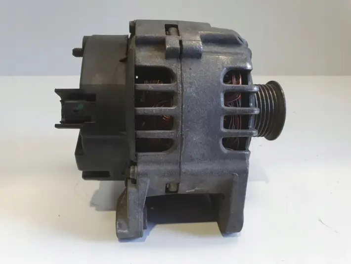 Nissan Primera P12 1.9 DCI ALTERNATOR 8200495305 valeo 125A