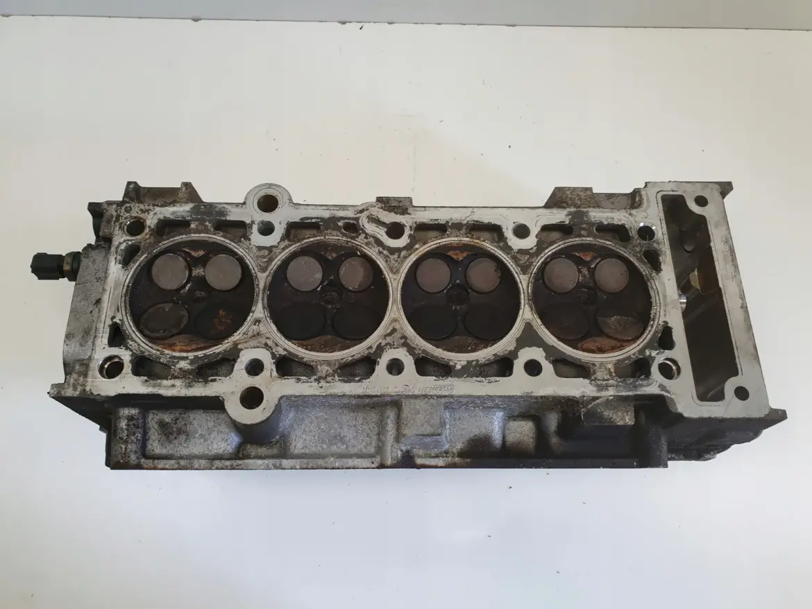 Mini Cooper R50 R53 1.6 16V GŁOWICA CYLINDRÓW 04777751AB