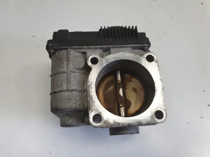 Nissan Primera P12 2.0 16V PRZEPUSTNICA SERA576-01