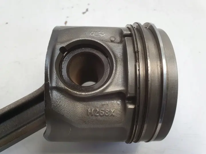 Ford Transit MK7 VII 2.2 TDCI TŁOK KORBOWÓD P8FA