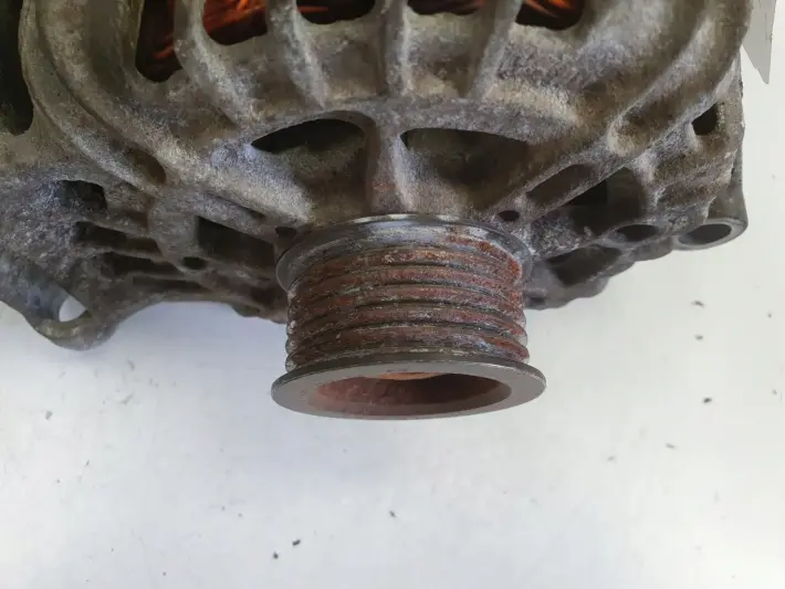Ford Fiesta MK7 1.25 ALTERNATOR valeo 7G9N-10300-CC