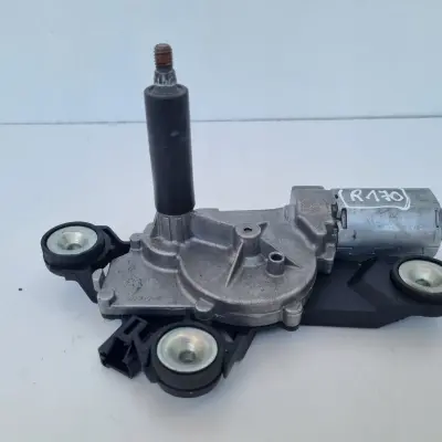 Volvo V40 II 12-16r SILNICZEK TYLNEJ WYCIERACZKI 31294492