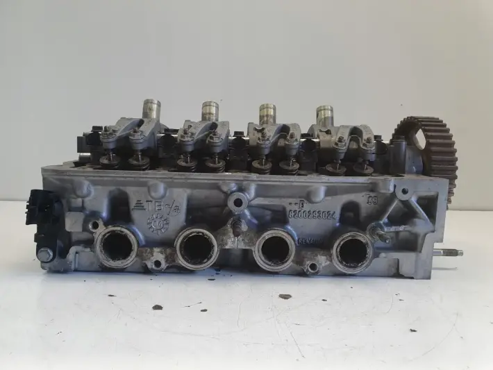 Renault Clio III 1.6 16V GŁOWICA CYLINDRÓW 8200293024