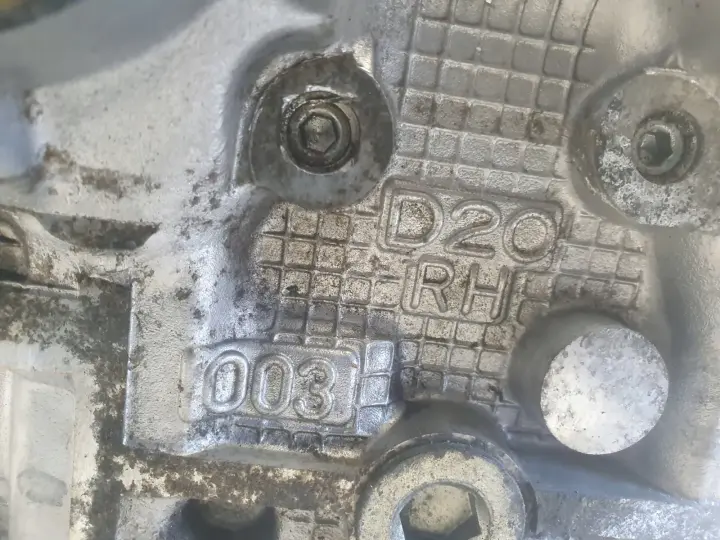 Subaru Legacy IV 2.0 B EJ204 PRAWA GŁOWICA CYLINDRÓW D20 zmienna faza