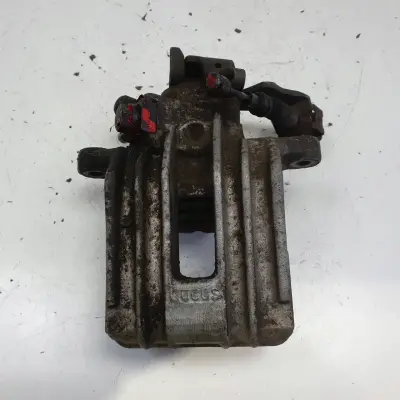 VW Golf IV Bora Audi A3 Toledo II LEWY ZACISK HAMULCOWY tył kierowcy Lucas