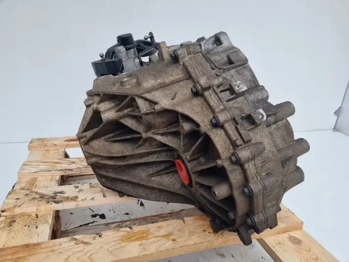 Volvo S60 II V60 2.0 D4 SKRZYNIA BIEGÓW manualna GU1R-7002-AEC