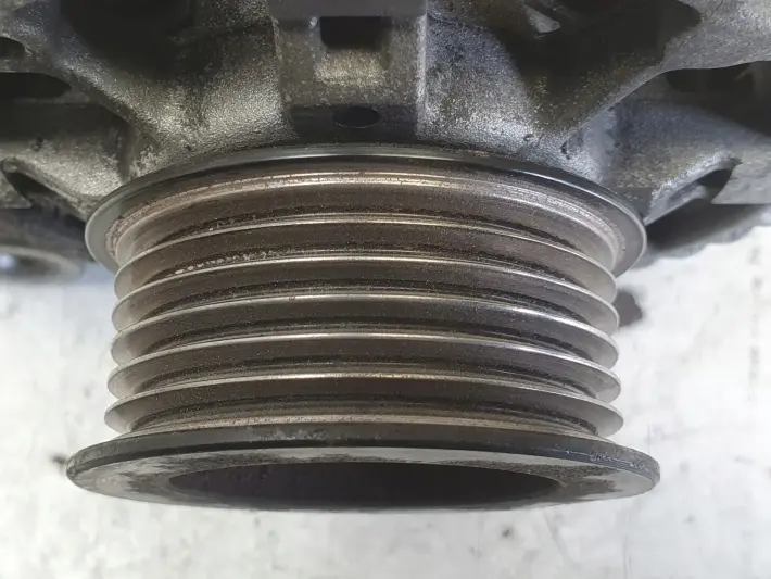 Renault Laguna I 1.8 16V ALTERNATOR 7700424582 valeo 110A