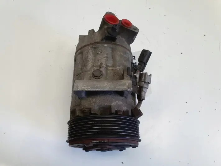 Renault Clio IV 0.9 TCe SPRĘŻARKA KLIMATYZACJI pompa 926000217R