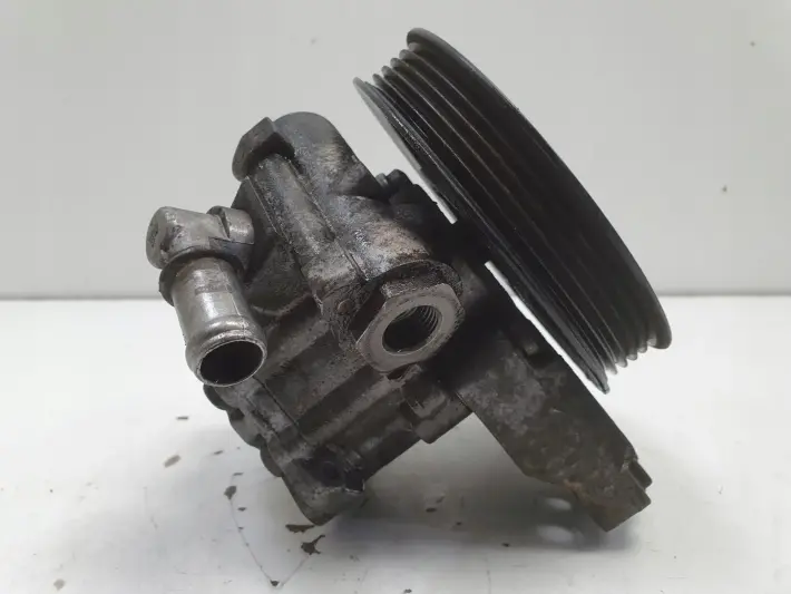 Land Rover Freelander 2.0 TD4 POMPA WSPOMAGANIA