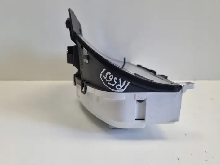 Volvo S80 II V70 III XC70 II 2.0 16V LICZNIK ZEGARY Europa 30786622AB