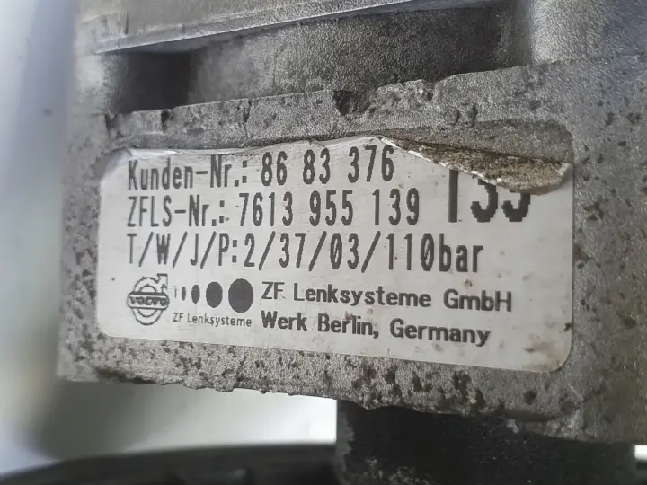 Volvo S60 I V70 II 2.4 D5 POMPA WSPOMAGANIA 8683376