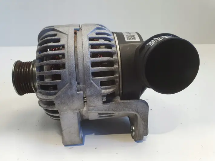 BMW E46 3.0 i M54B30 ALTERNATOR