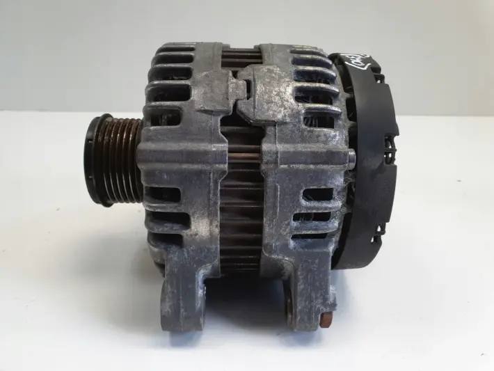 Volvo V50 2.0 D ALTERNATOR bosch 0121615028