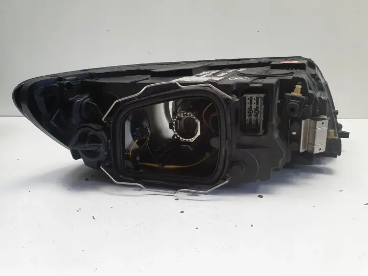 Volvo S40 II V50 LIFT XENON PRZEDNIA LAMPA LEWA lewy przód 31265698