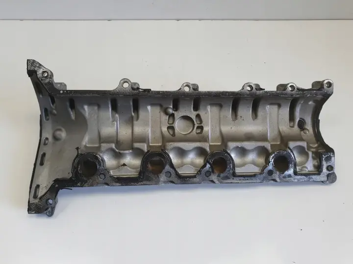 Renault Captur 1.3 TCe POKRYWA ZAWORÓW 132654210R