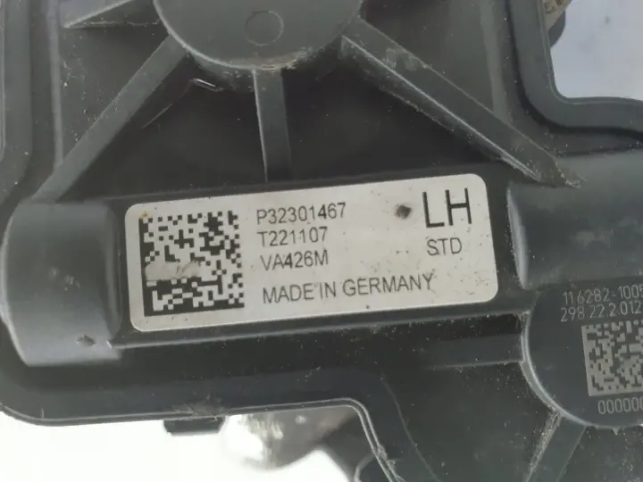 Volvo V60 XC60 II TYLNY ZACISK HAMULCOWY lewy tył P32301467