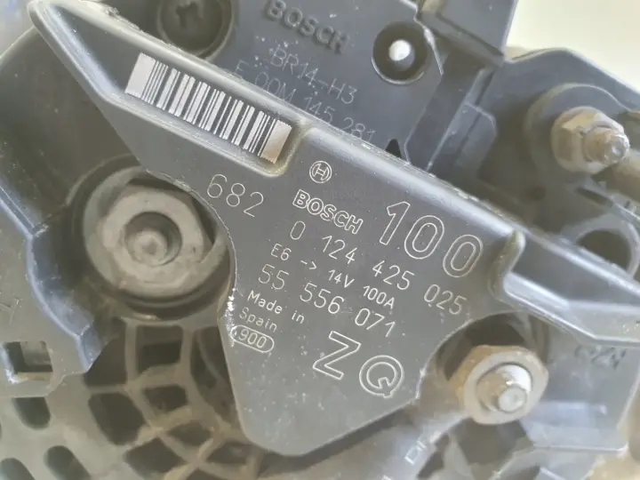 Opel Zafira A 1.8 16V ALTERNATOR 0124425025 100A bosch