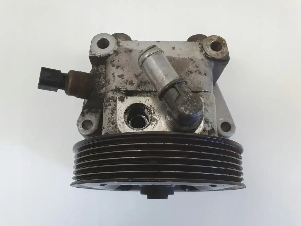 Ford Focus MK2 1.6 16V POMPA WSPOMAGANIA