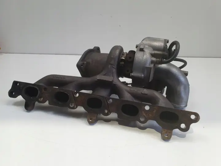 Volvo S40 II V50 2.5 T TURBOSPRĘŻARKA turbo 30650975