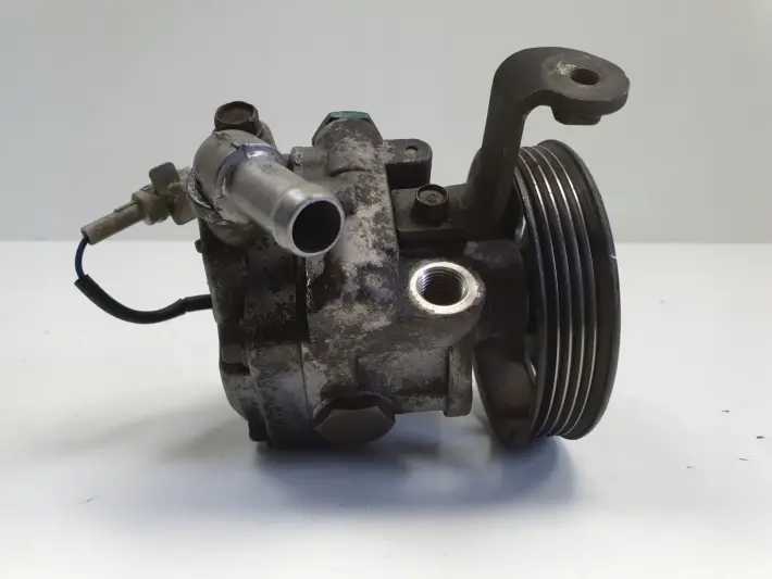 Subaru Legacy IV 2.0 B POMPA WSPOMAGANIA oryginał