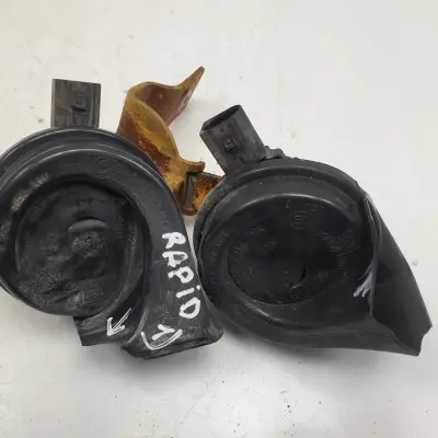 Skoda Rapid SYGNAŁ DZWIĘKOWY Klakson