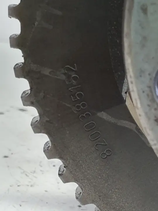 Renault Trafic II 2.0 DCI WAŁ KORBOWY 8200385152