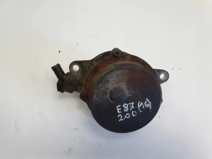 BMW E87 2.0 D POMPA WAKUM VACUM